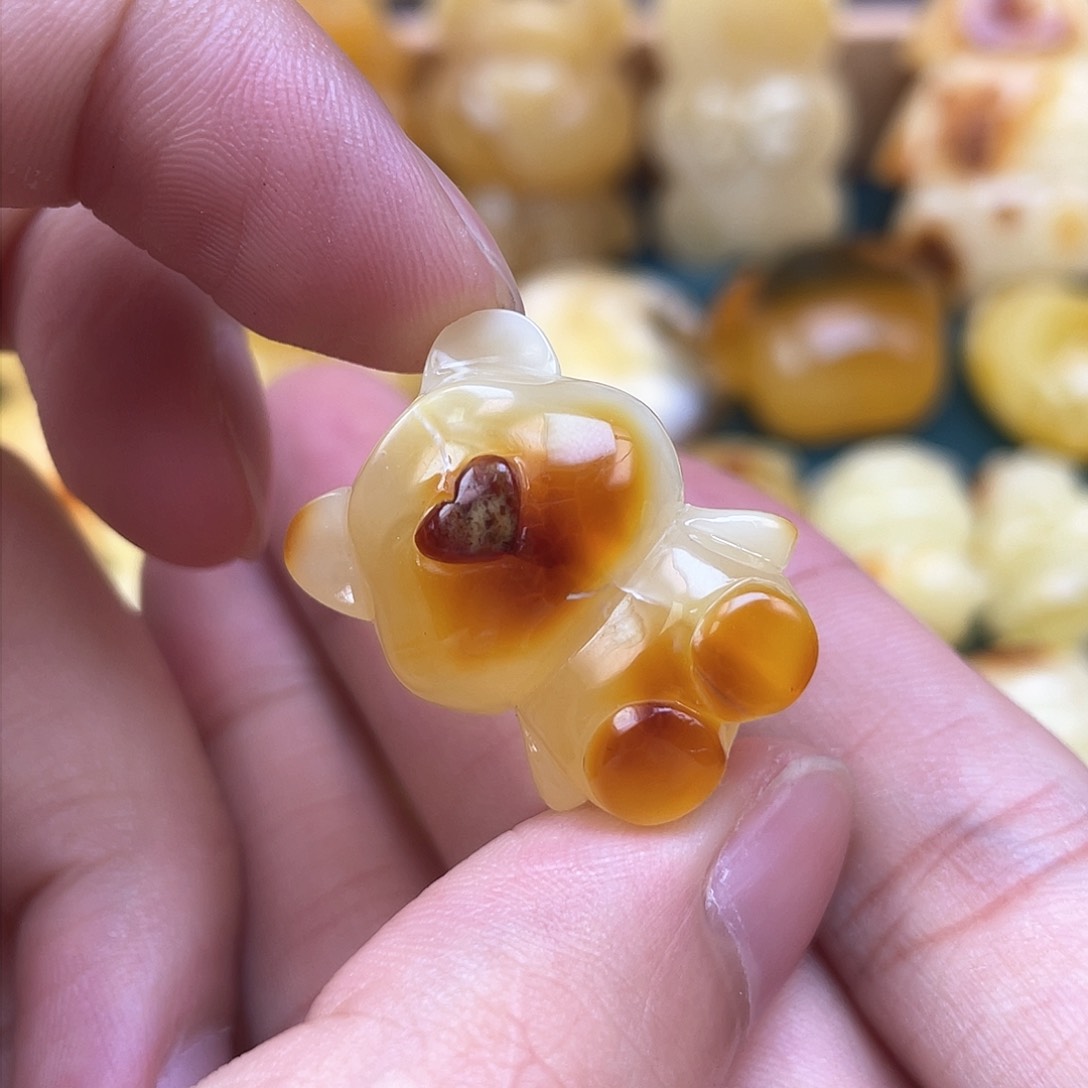 未镶嵌琥珀裸石蜜蜡