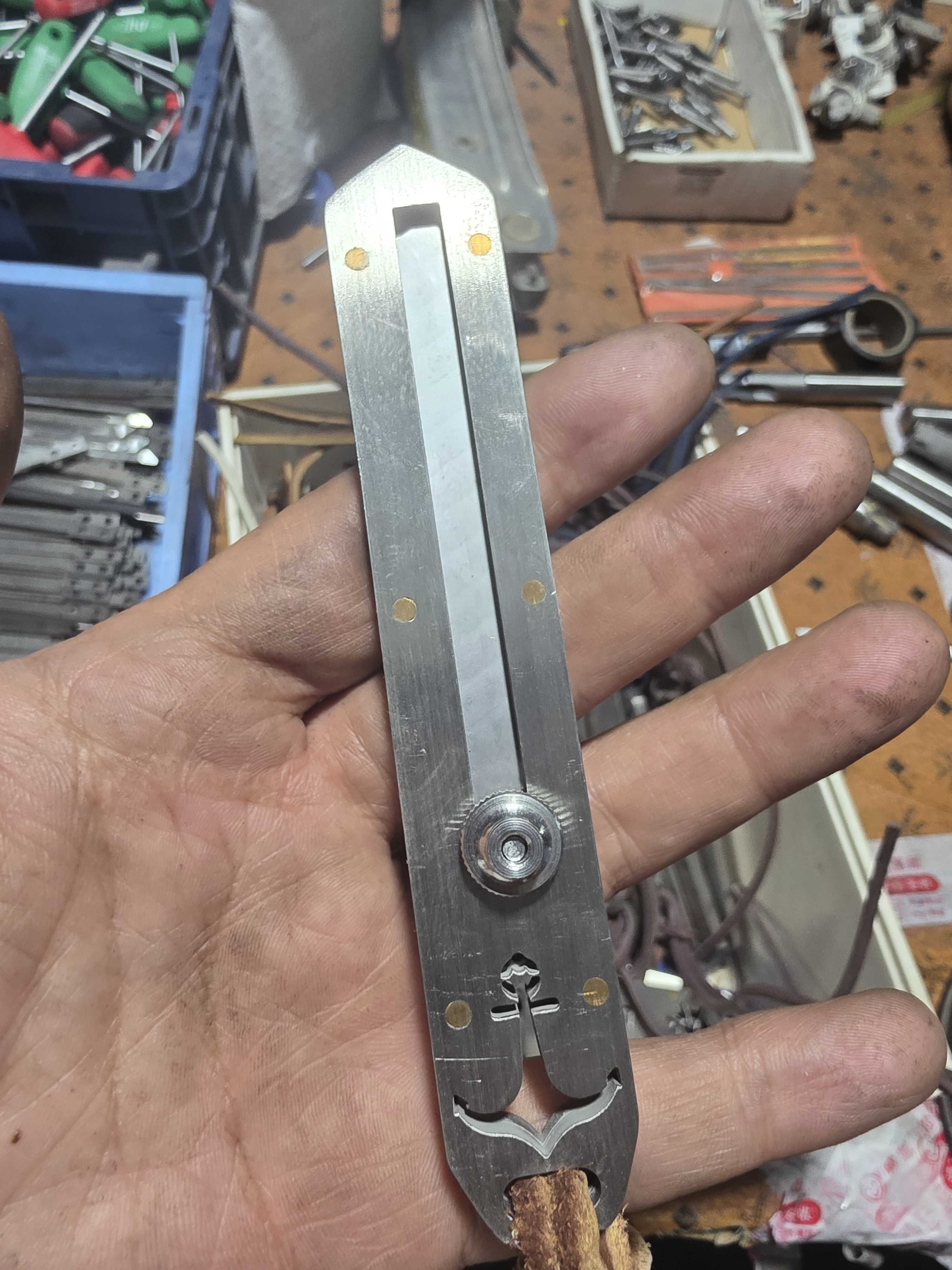 9毫米手工壁纸刀一个加5盒刀片