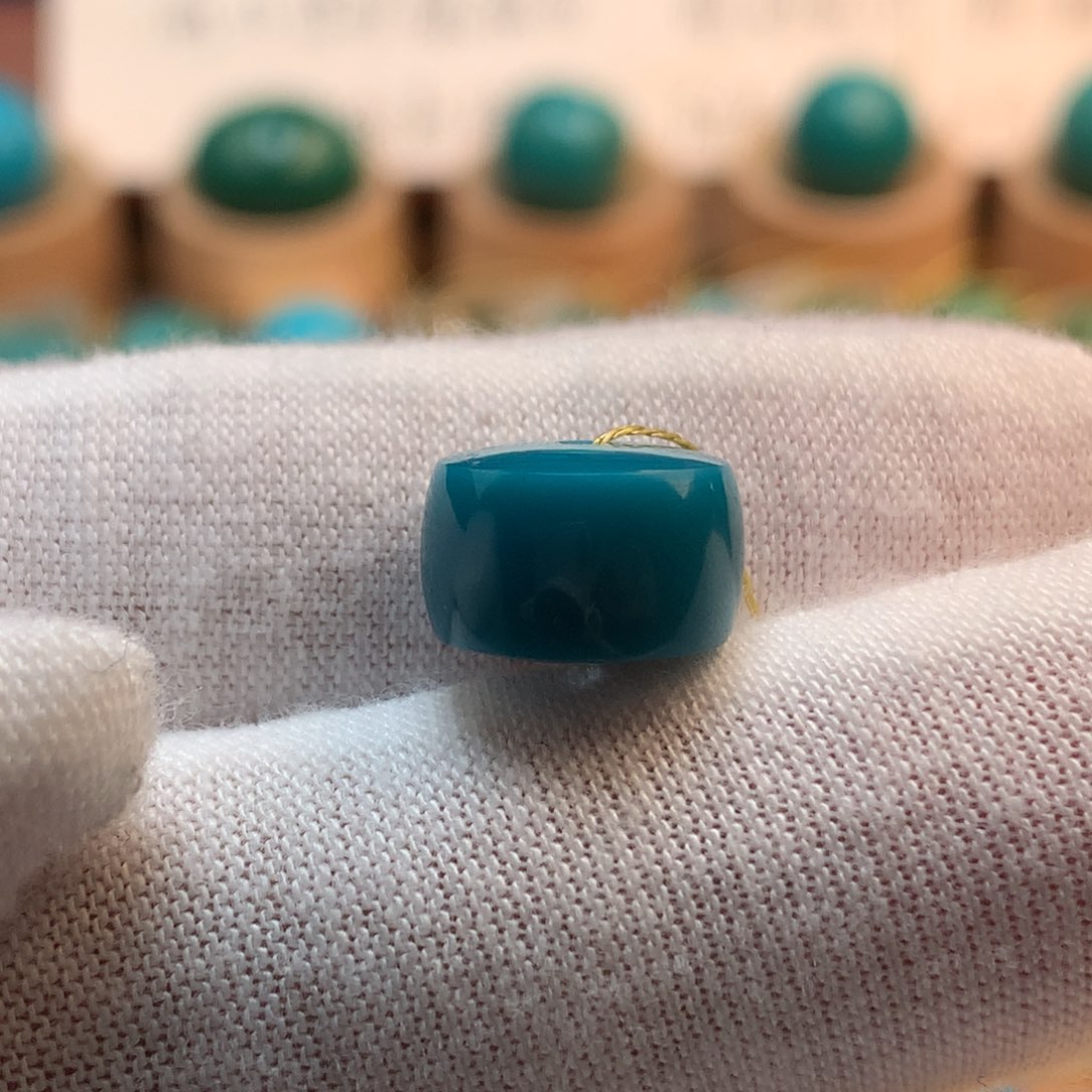 绿松石未镶嵌挂件11.6m