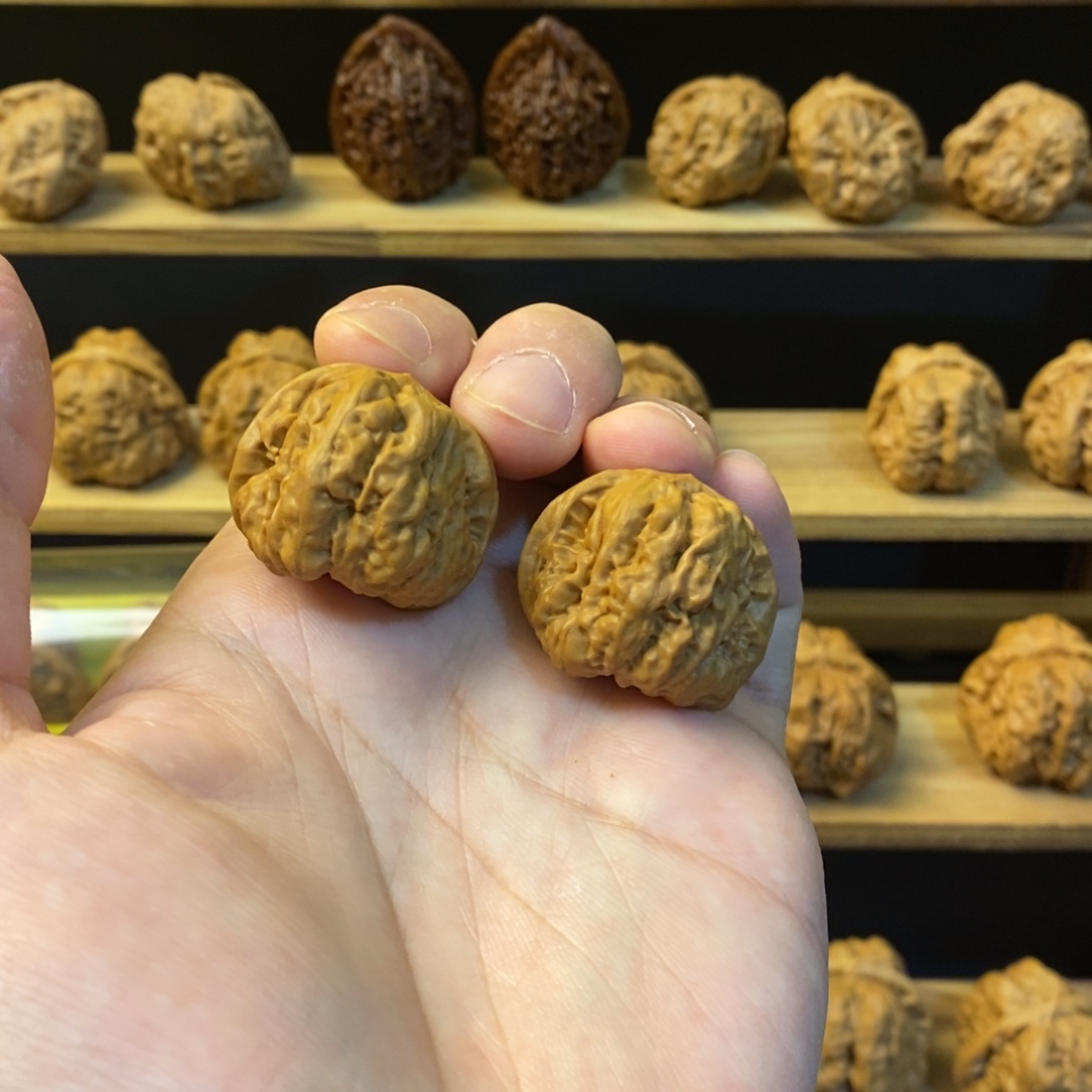 调***蛋吊坠桃核蛤蟆头32