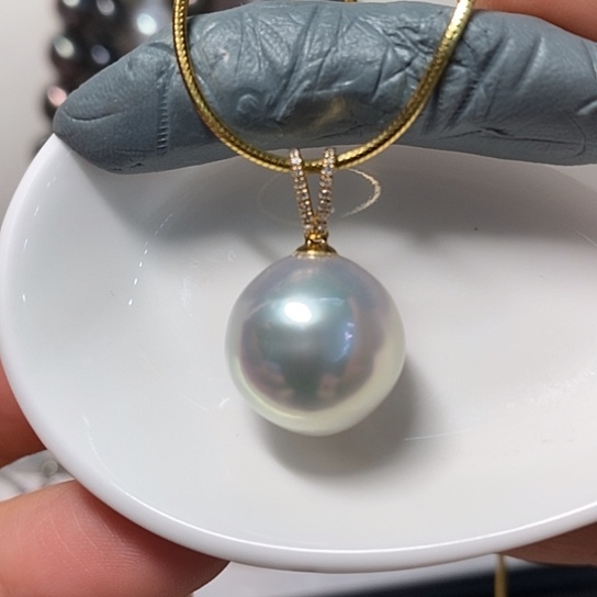 海水珍珠18K金镶嵌颈饰14.68