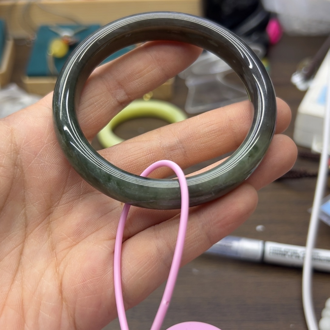 和田玉未镶嵌手镯60.6圈围1135