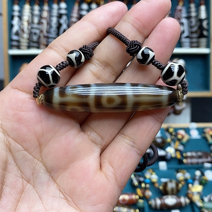 玛瑙/玉髓颈饰合金