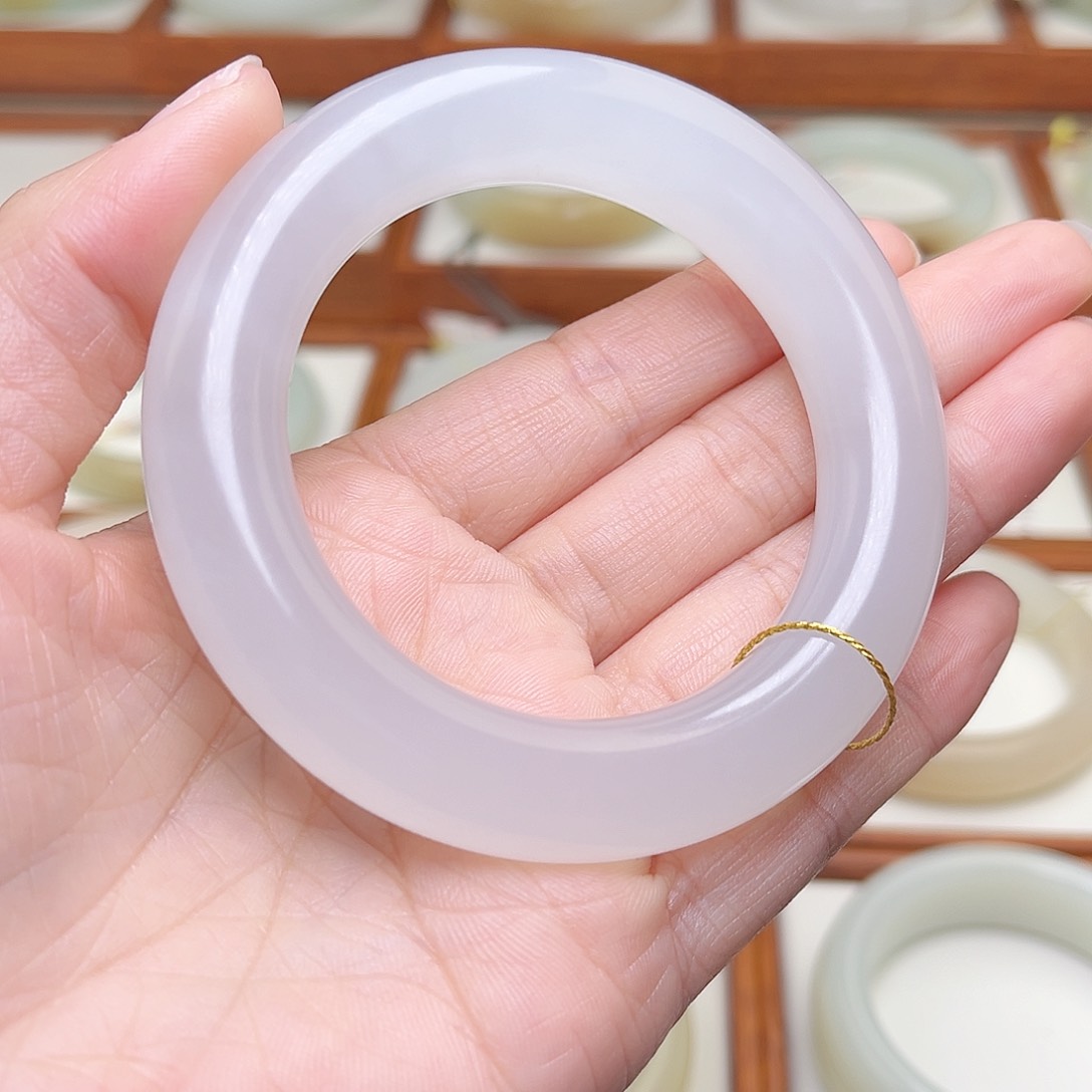 和田玉手镯未镶嵌喜**梢53.5