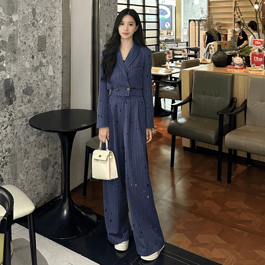 高级感西装套装女春季新款时尚休闲烫钻镂空外套高腰阔腿裤两件套