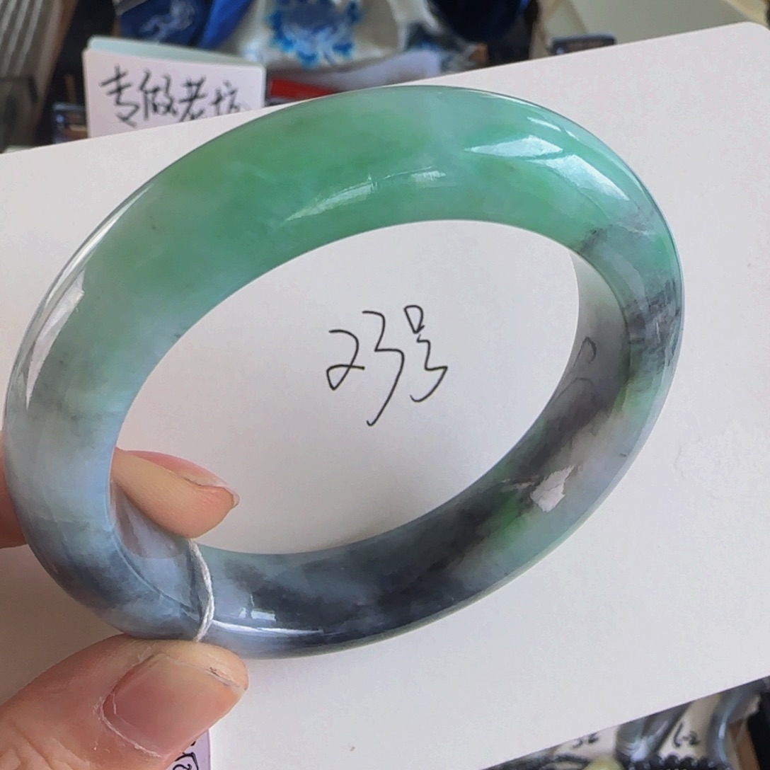 翡翠手镯未镶嵌老坑55