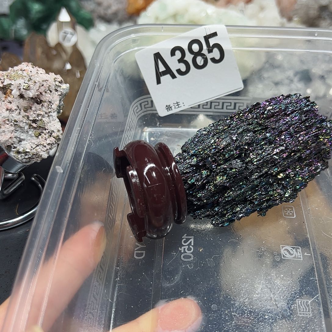 潇****珠宝半成品未镶嵌水晶