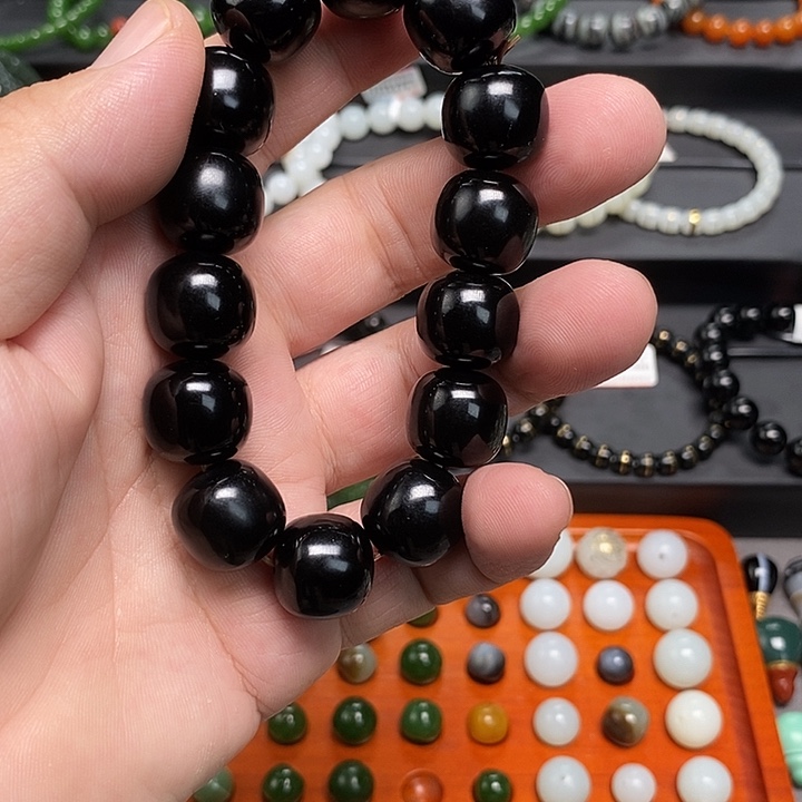 未镶嵌手链和田玉