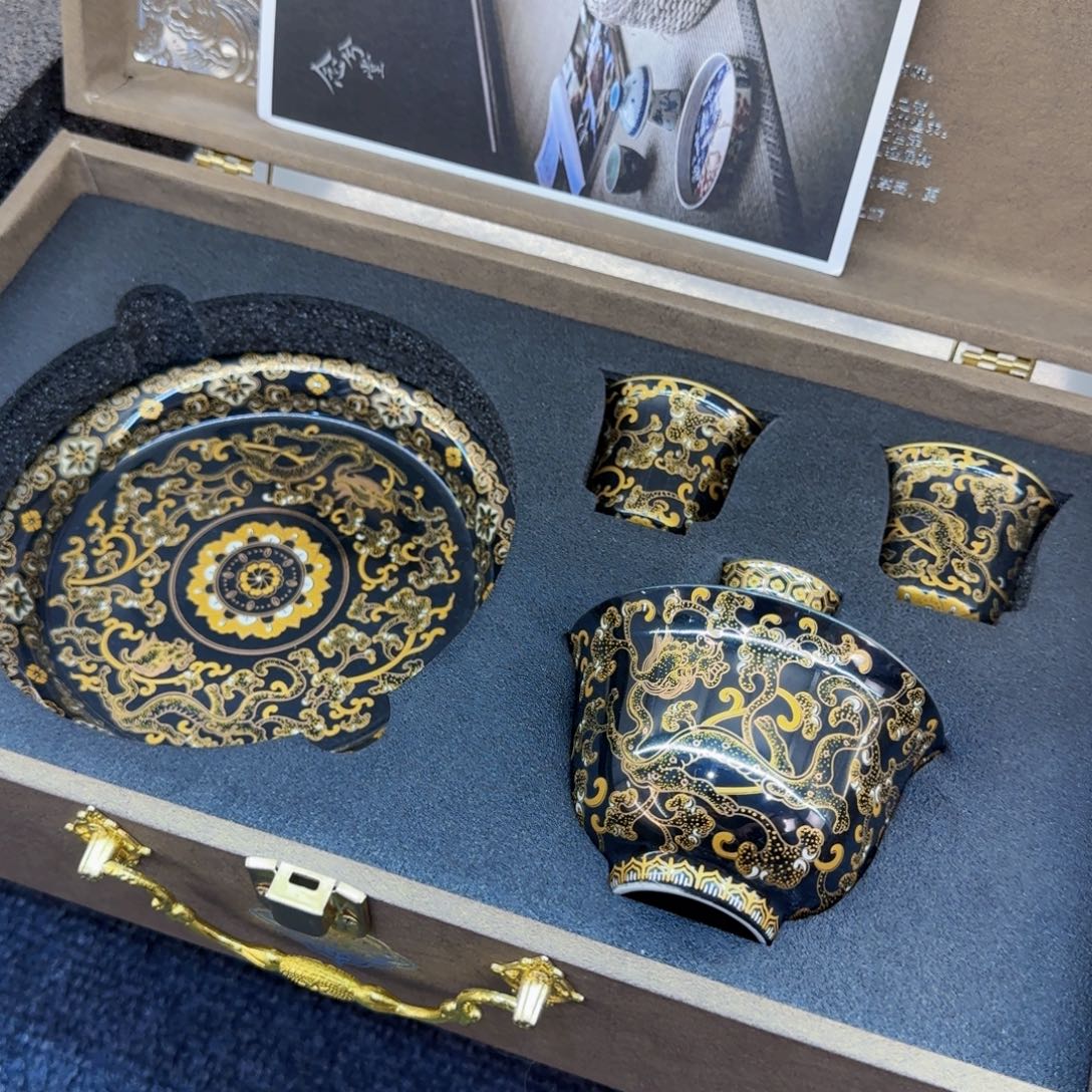 这些盖碗真好看！！！