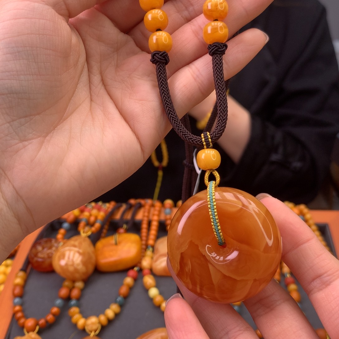 蜜蜡颈饰未镶嵌天然