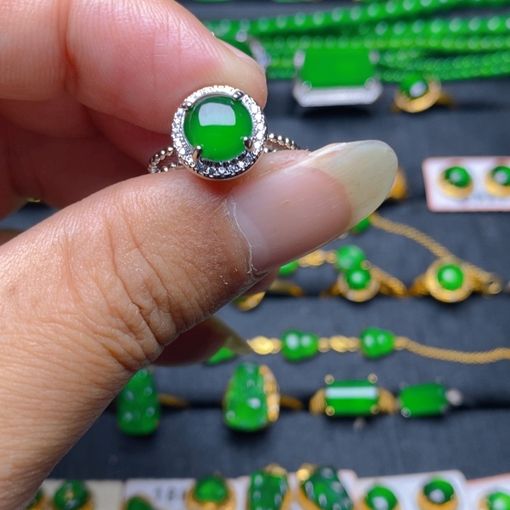 翡翠戒指未镶嵌用****0