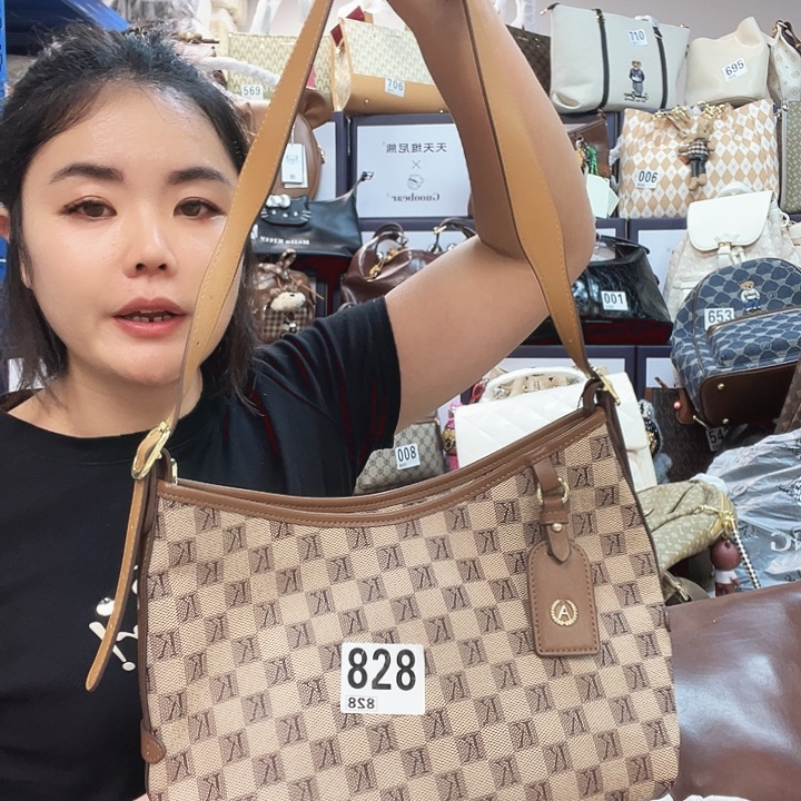 PVC包包包包包包包包吧