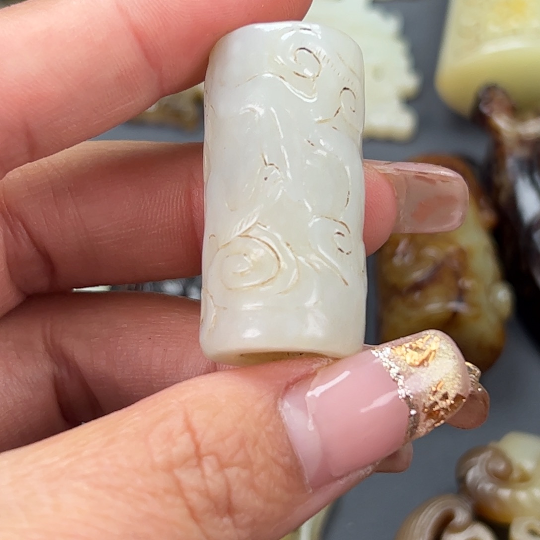 和田玉（糖玉）颈饰未镶嵌