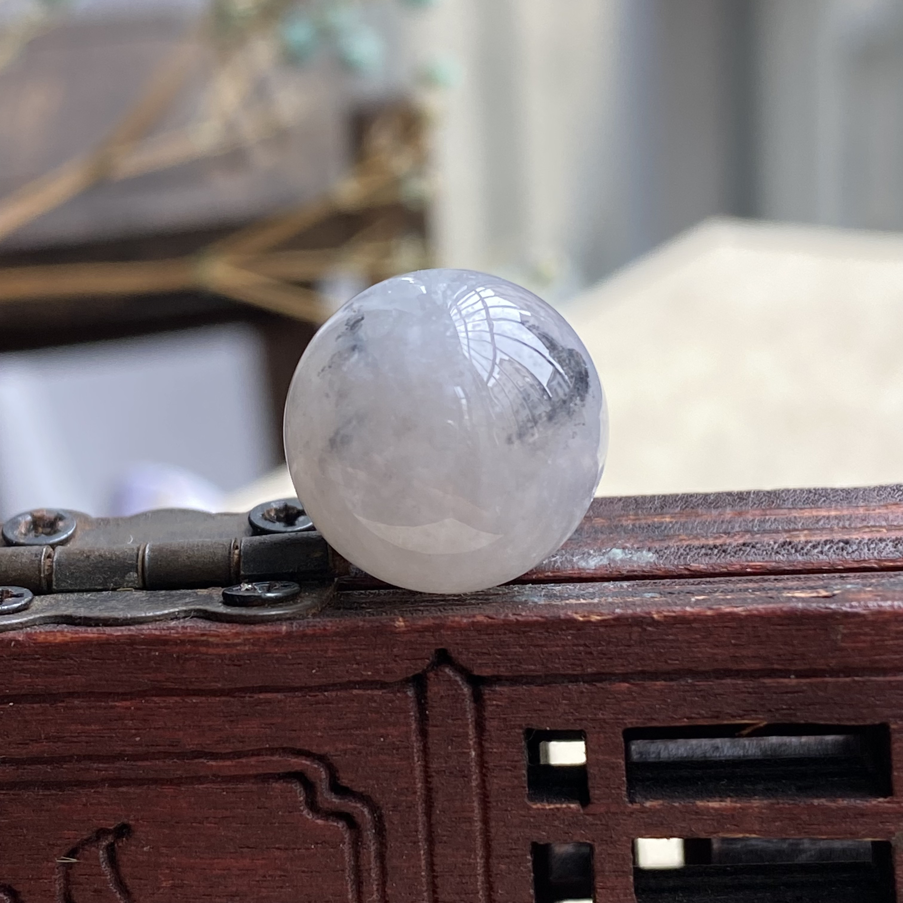 卡13.4冰飘乌鸡花特色圆珠C0511天然翡翠冰起光种水好种老无纹裂