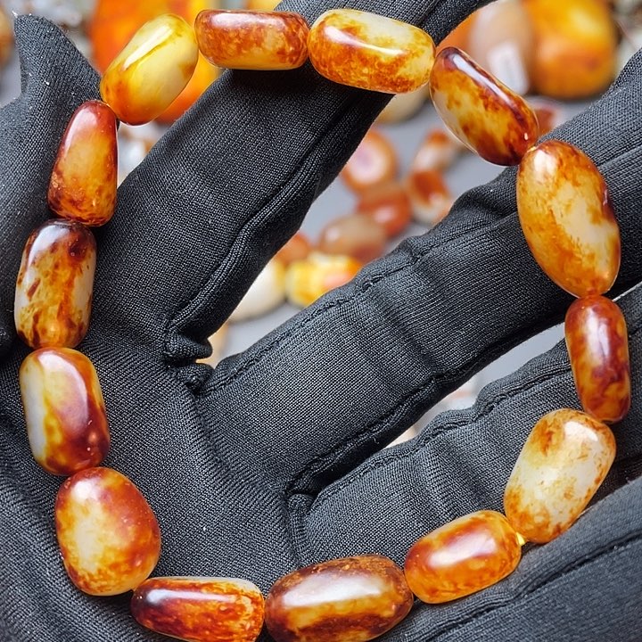 和田玉未镶嵌手链