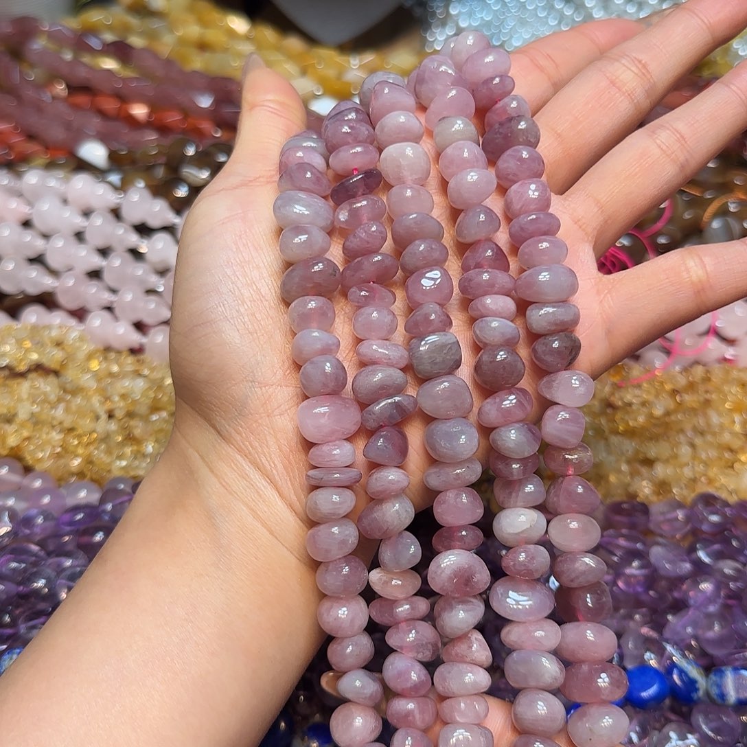 玛瑙/玉髓未镶嵌珠宝半成品天然紫马粉水晶中孔一条