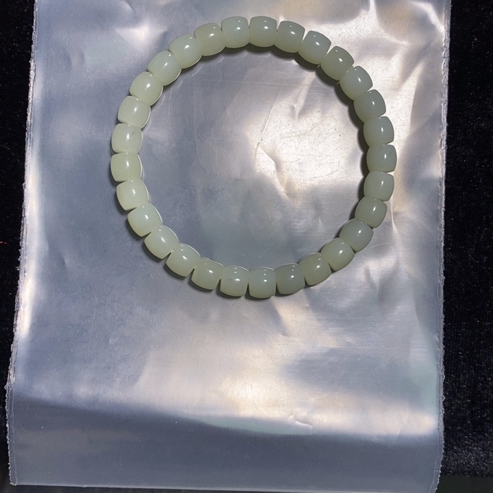 鈷***鉖和田玉未镶嵌手串