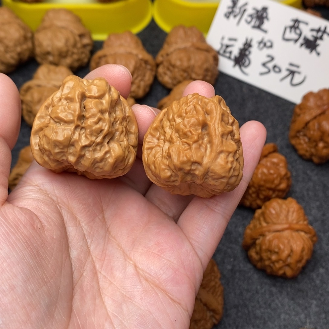 文玩核桃把件南***海蛤蟆35