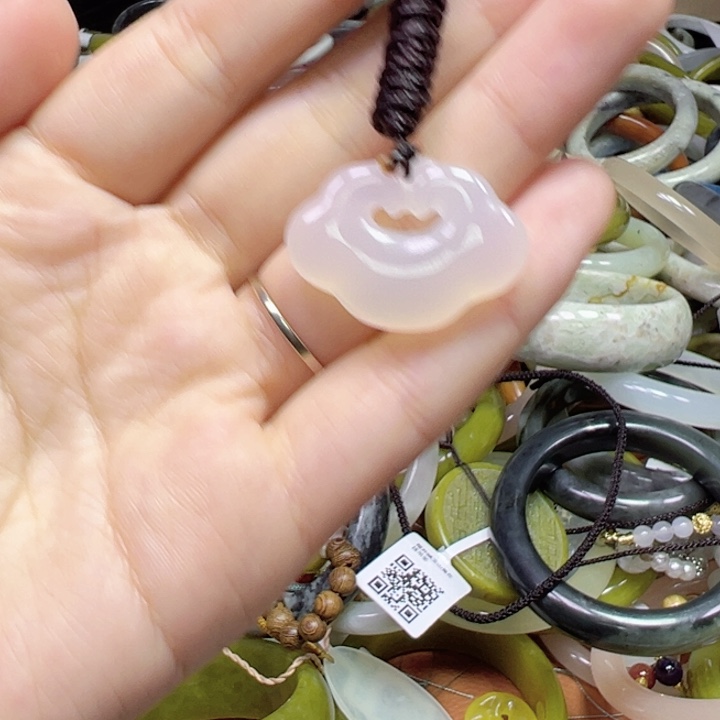 未镶嵌蛇纹石玉手链