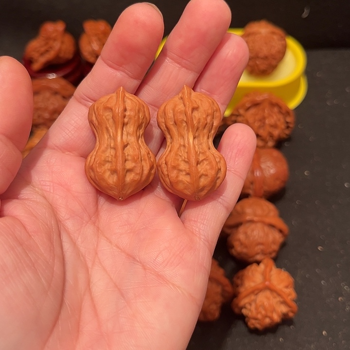 王***浪文玩核桃把件小花生