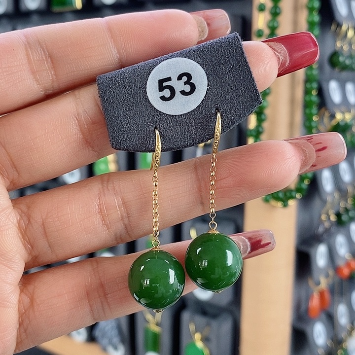 和田玉耳饰18K金镶嵌