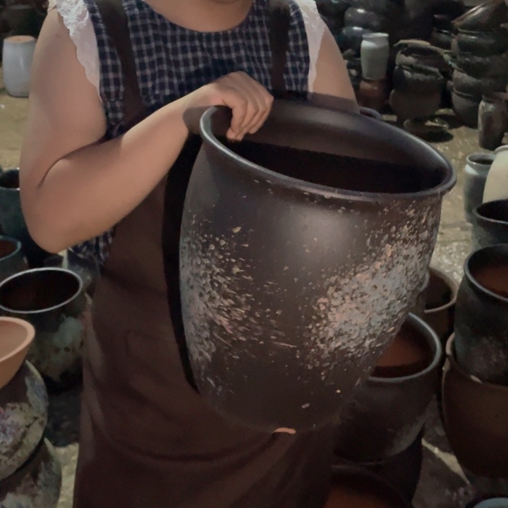 紫砂花盆口27高34瑕疵瑕疵