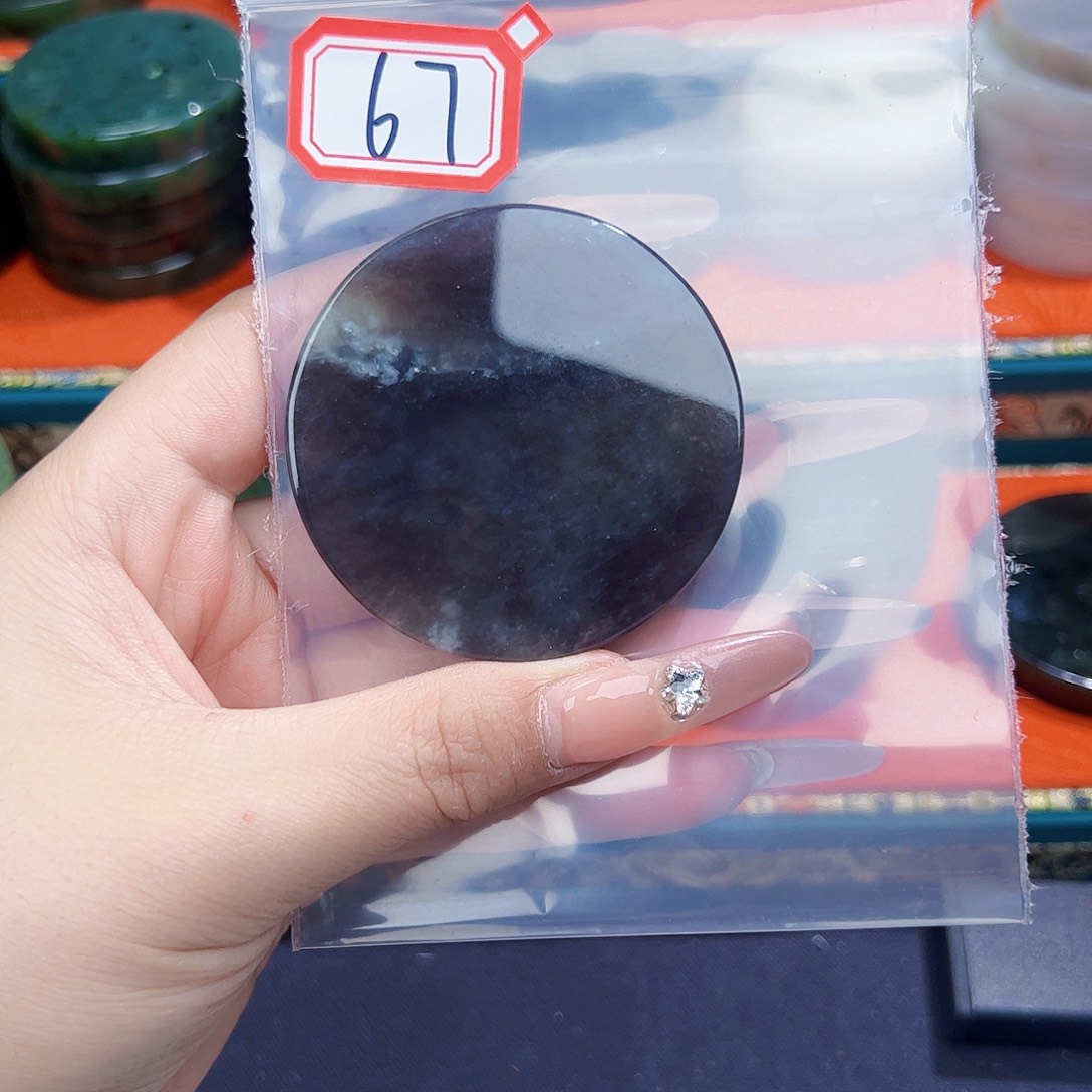 和田玉未镶嵌珠宝半成品