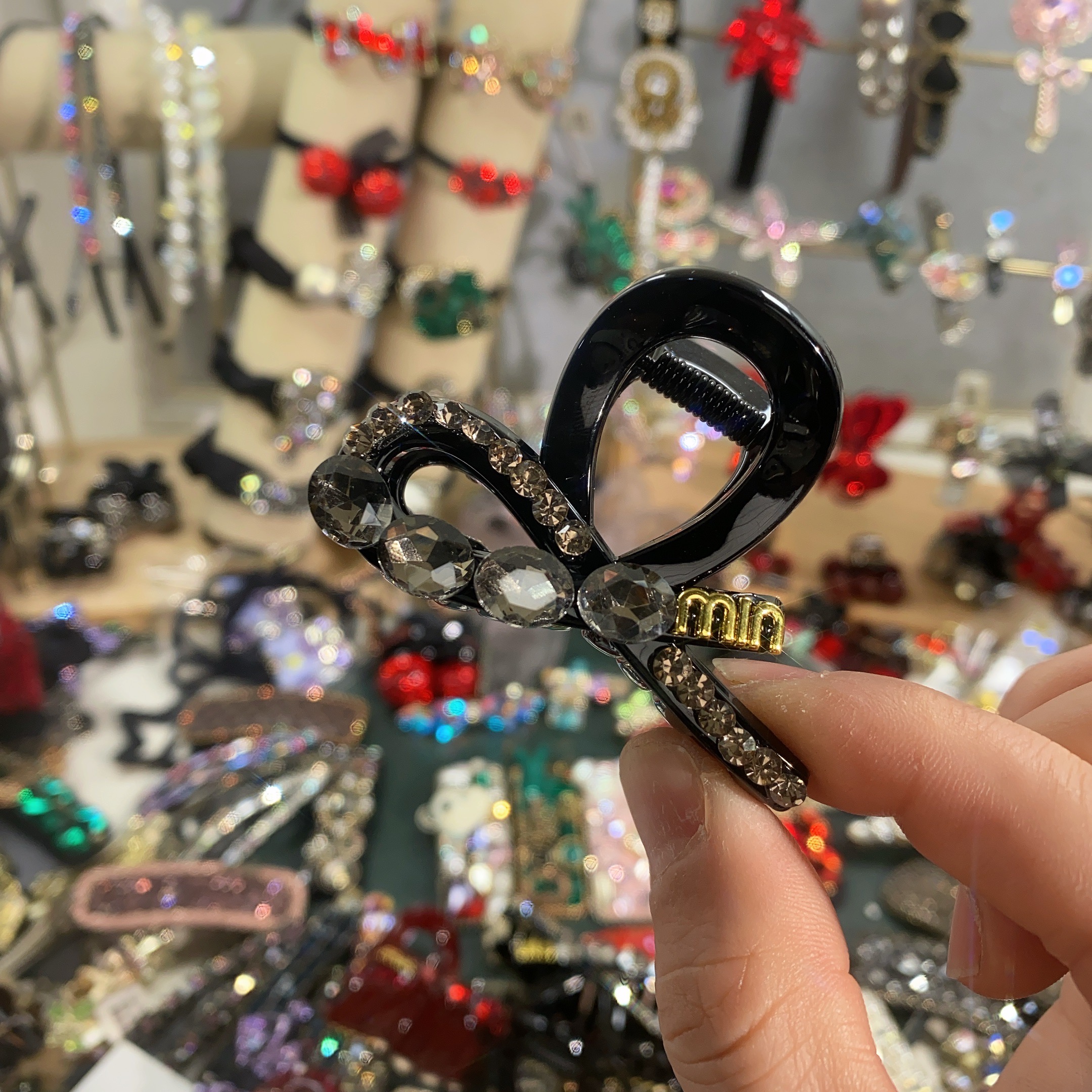 Z0306-≈6cm-韩版-中号-简约-min-抓夹