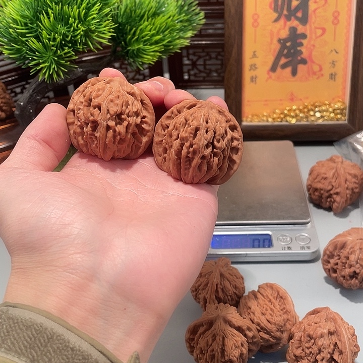 六***高吊坠文玩核桃四座楼