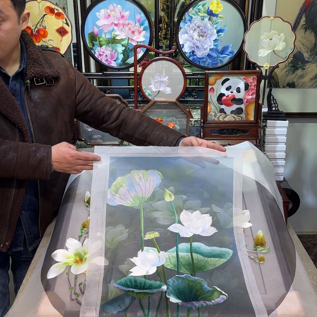 刺绣刺绣工艺精湛