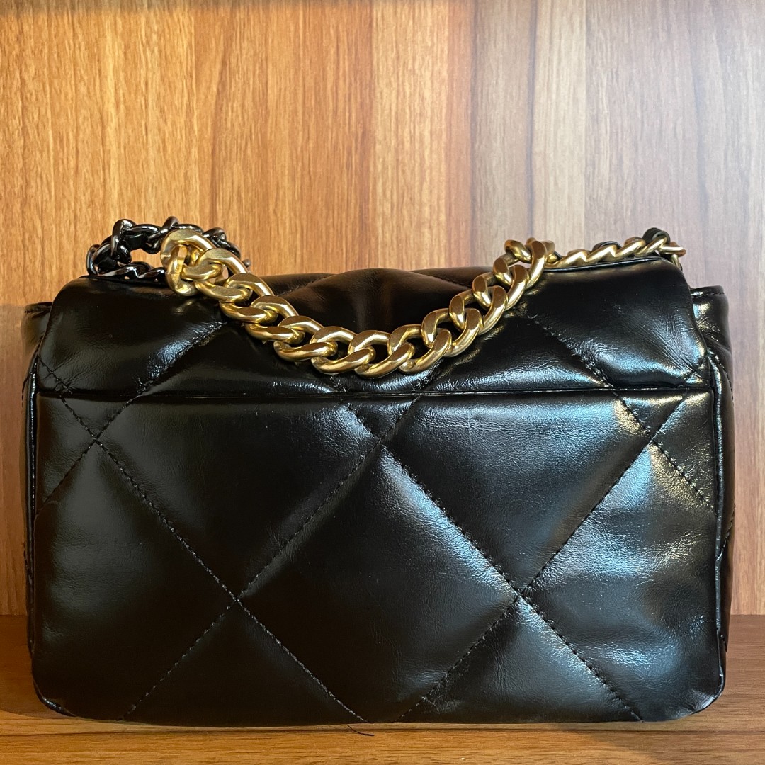 时尚潮流真皮女包头斜挎包油蜡 10106-1 黑色