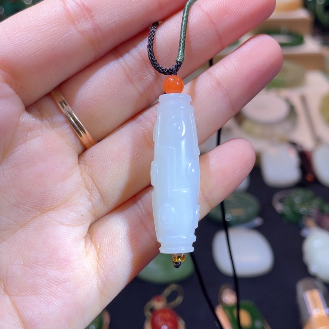 和田玉未镶嵌颈饰高品白玉吊坠