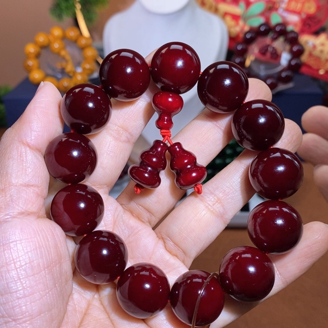 贝壳杉帝王血龙木1.8冰料顶品