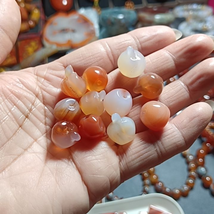 玛瑙/玉髓未镶嵌吊坠