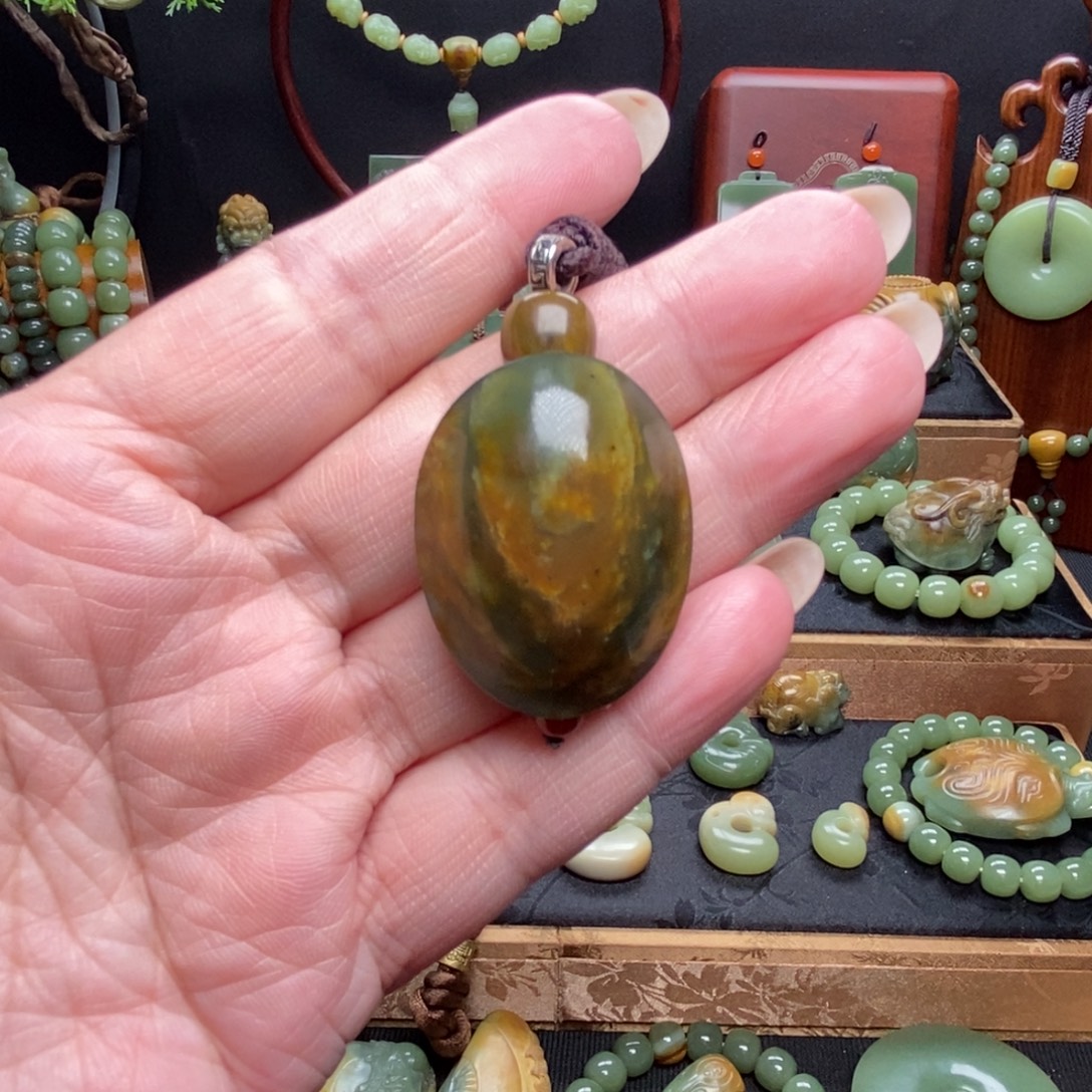 岫岩河磨玉（透闪石质玉）未镶嵌挂件