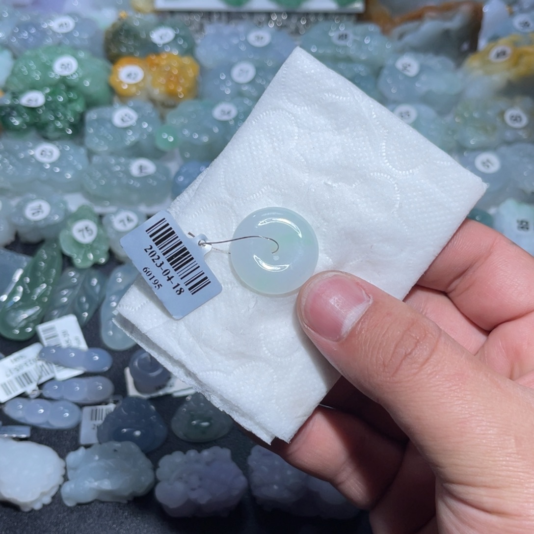 定制翡翠未镶嵌天然