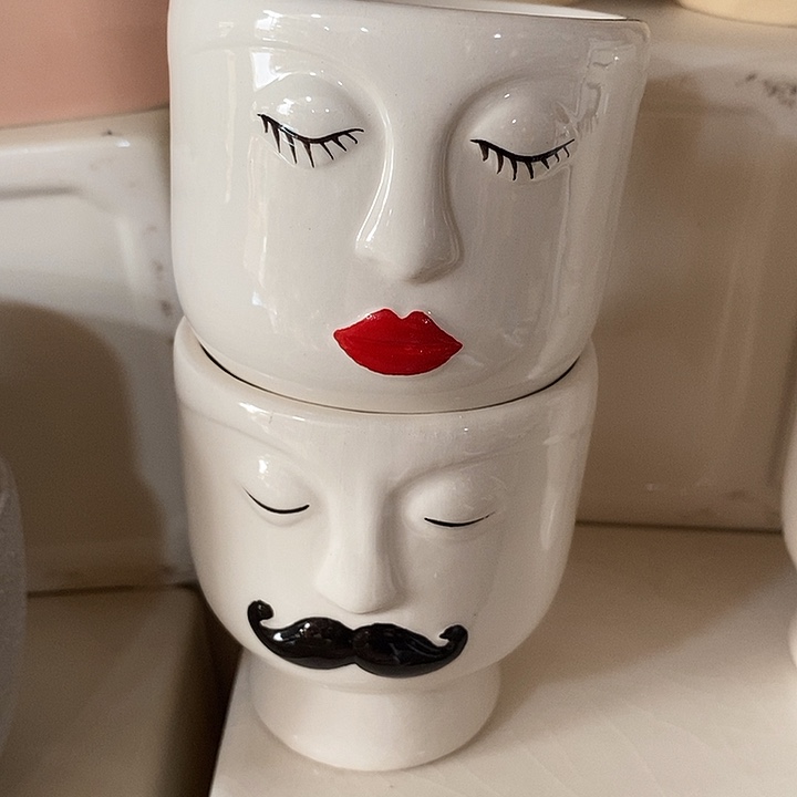 陶瓷花盆有孔 瑕疵介意勿拍 