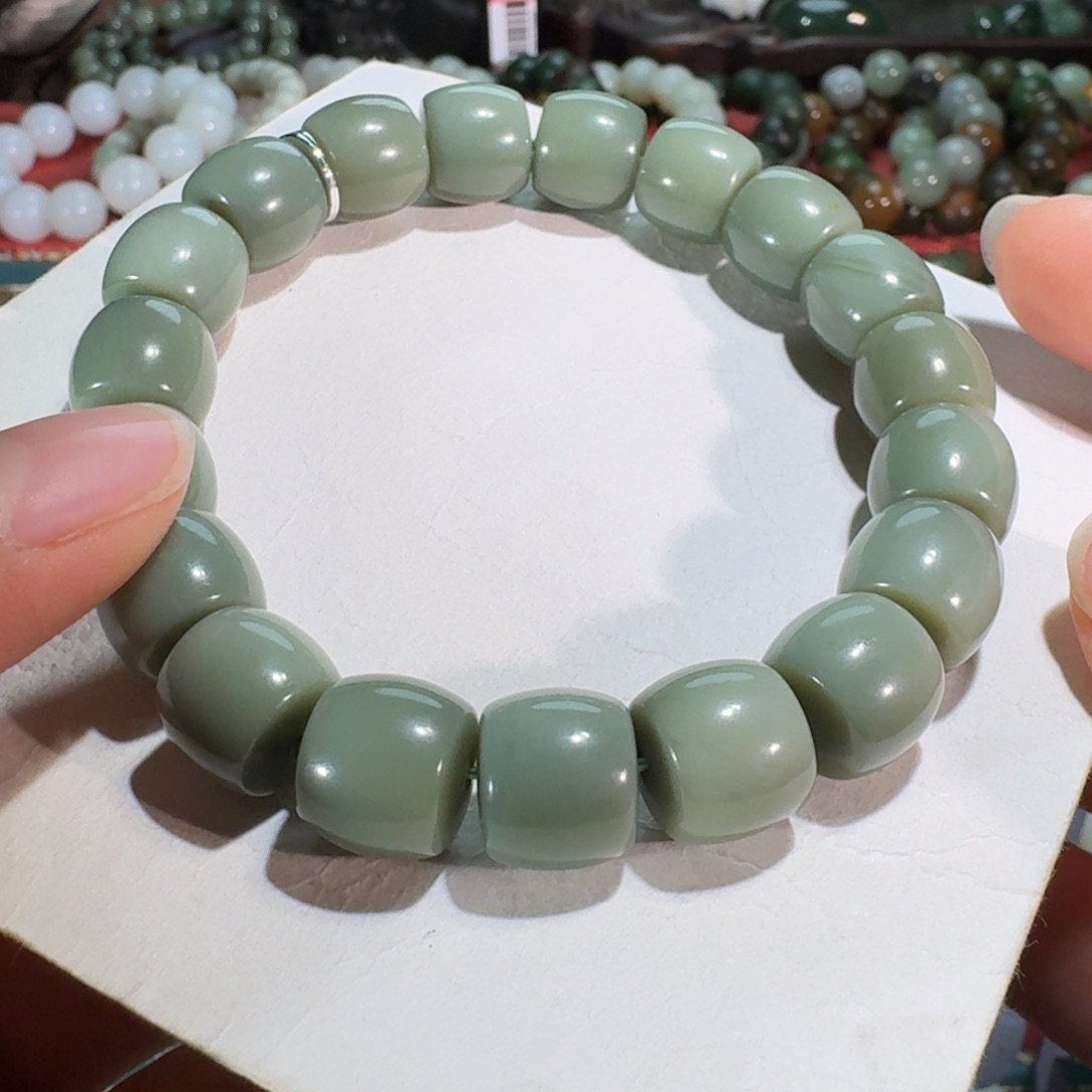 和田玉未镶嵌手链