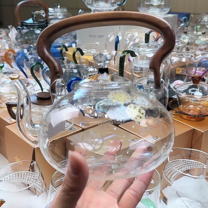 禾器皮球花朗月壶