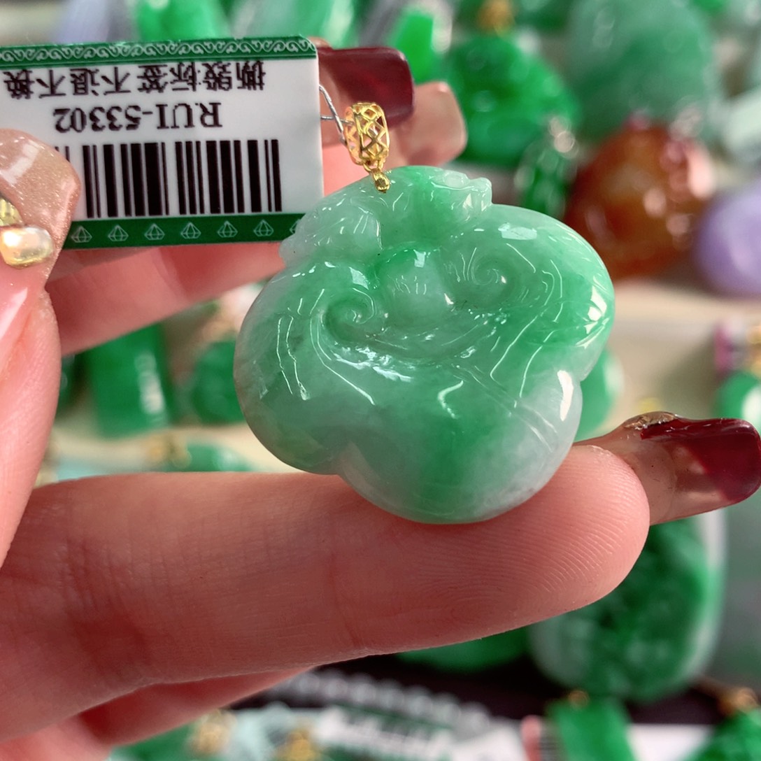 翡翠吊坠(不含链)18K金镶嵌