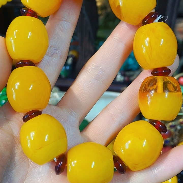 蜜蜡颈饰未镶嵌主播的节目有多精彩啊我也