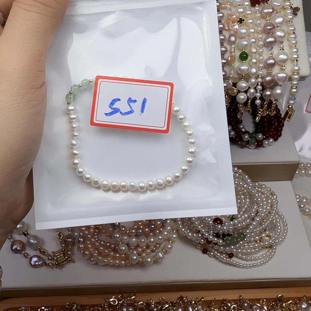 l***y钛钢手绳淡水珍珠