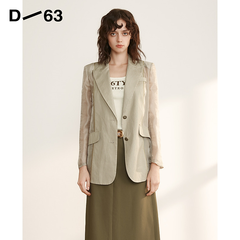 【九月】D63中长外套5V1W68203