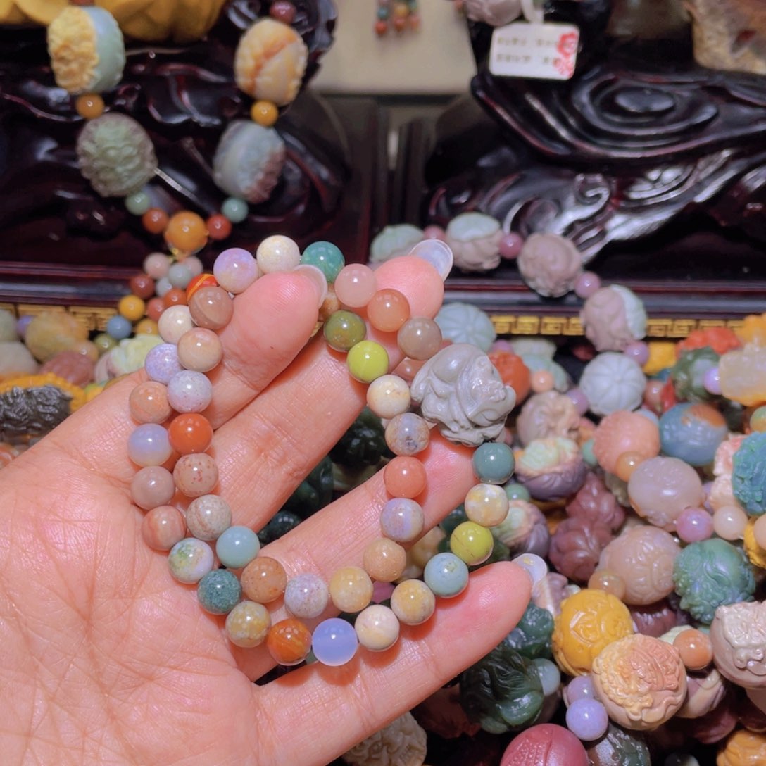 石英质玉手链未镶嵌