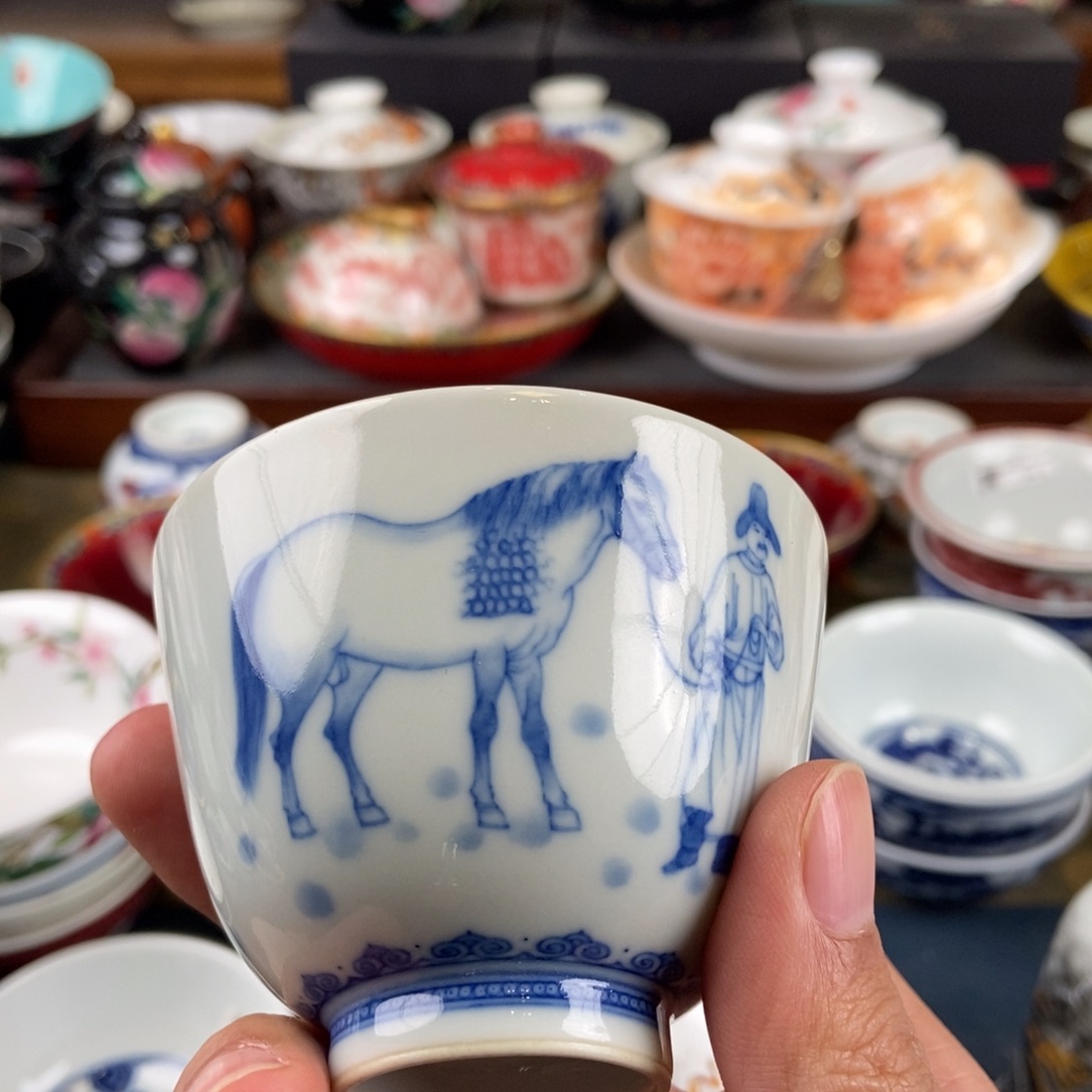 陶瓷艺术家的作品是一