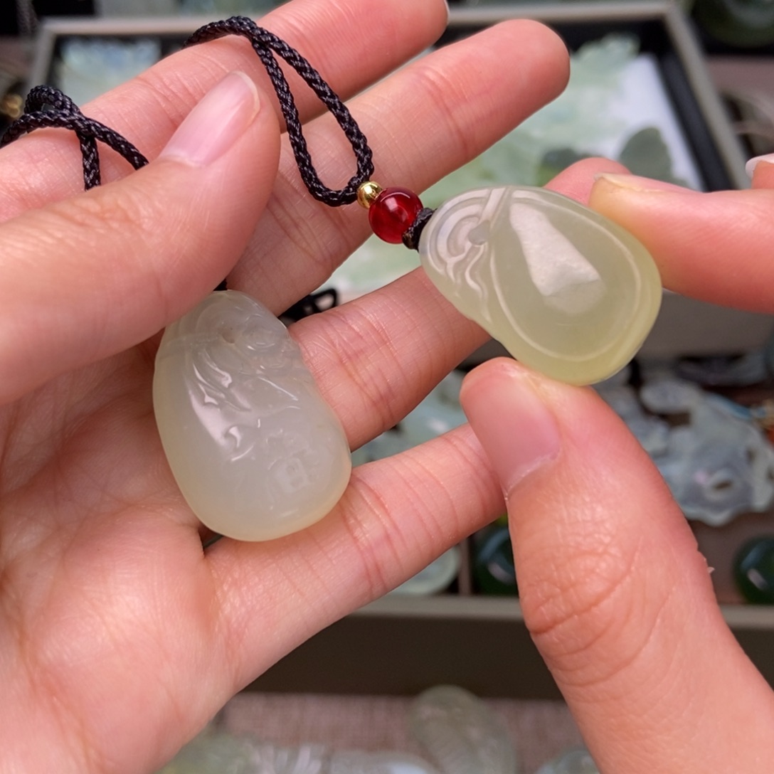 蛇纹石玉项链未镶嵌一个