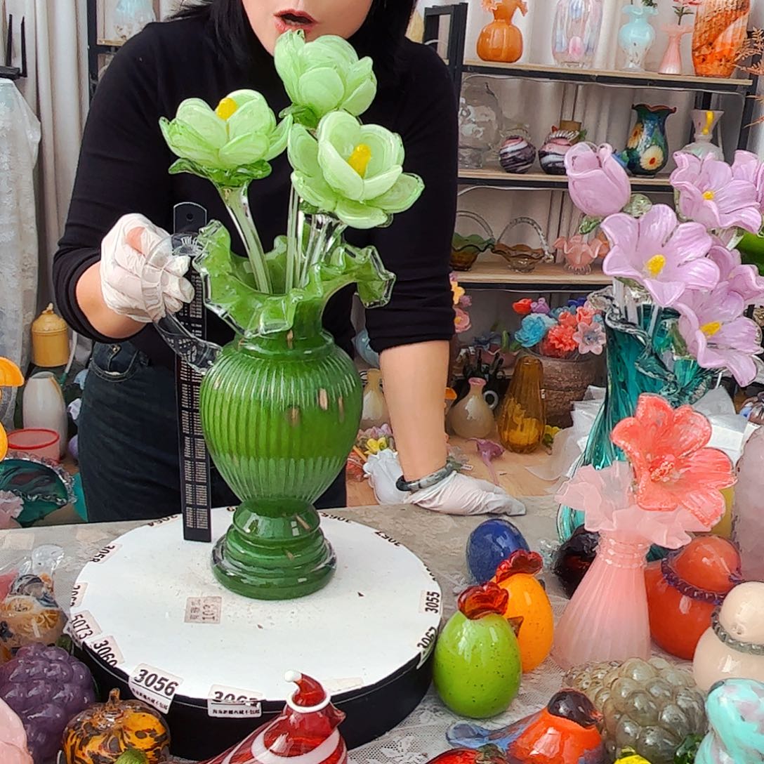 3荷花1瓶福利家悦琉璃工艺品