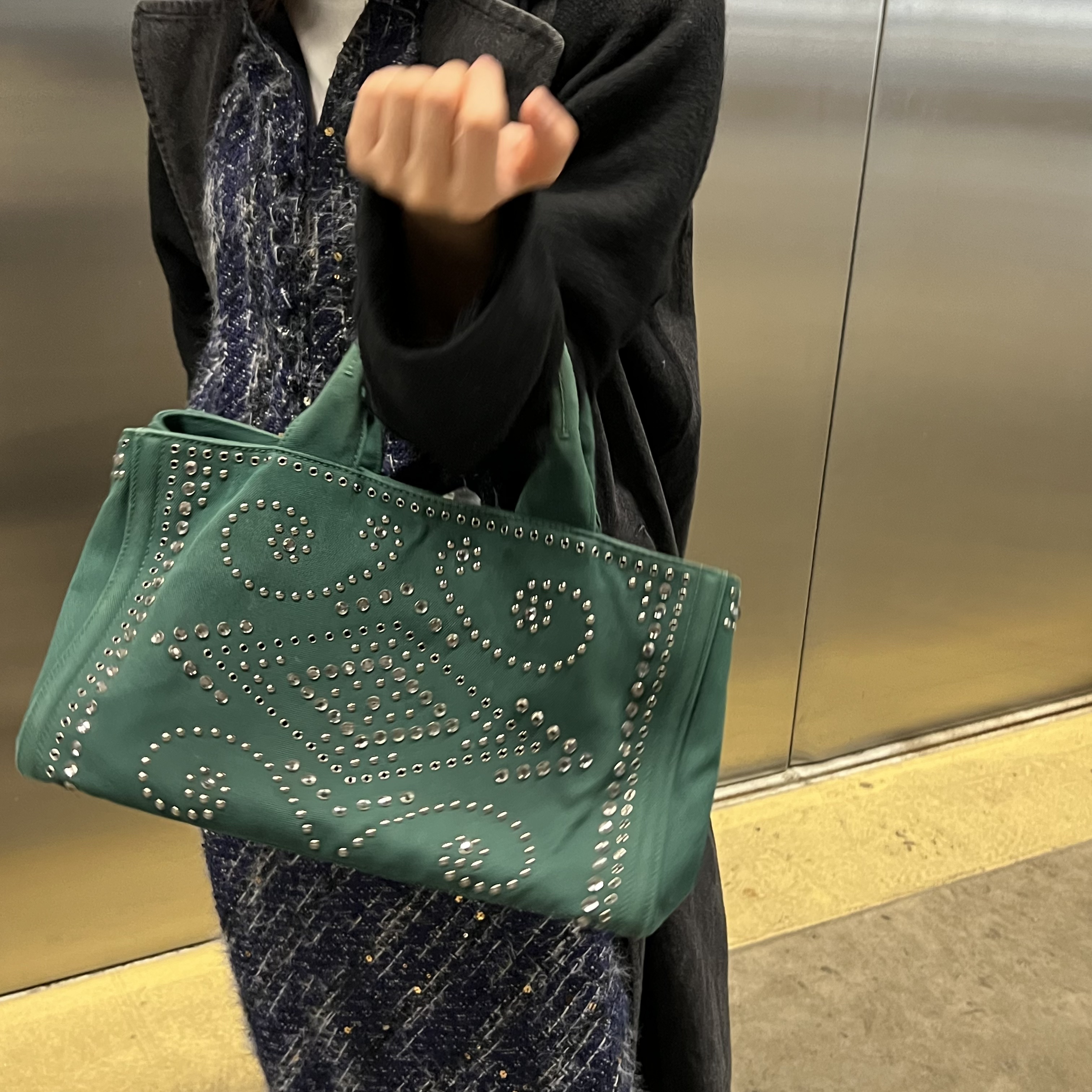 95新 Prada/普拉达 大号绿色沙滩托特手提包A1373