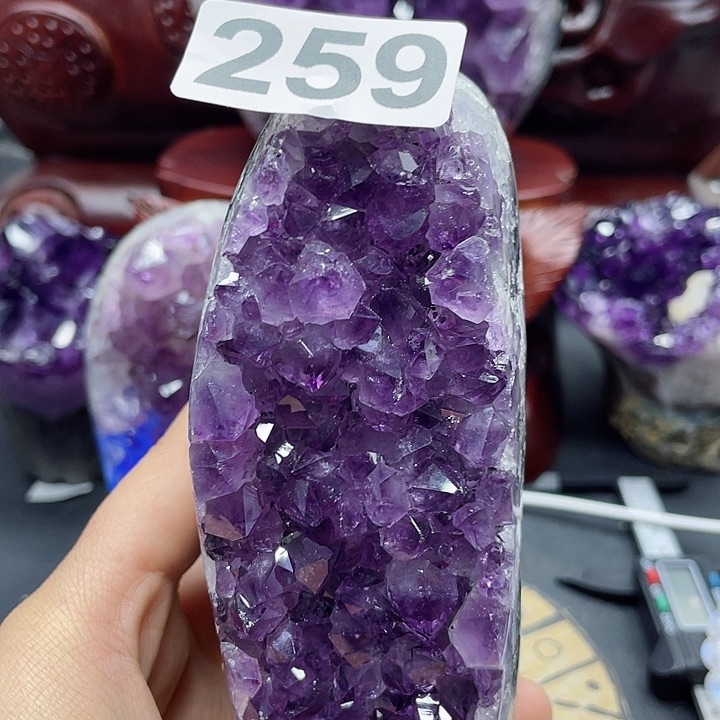 水晶大型摆件（非配饰）未镶嵌