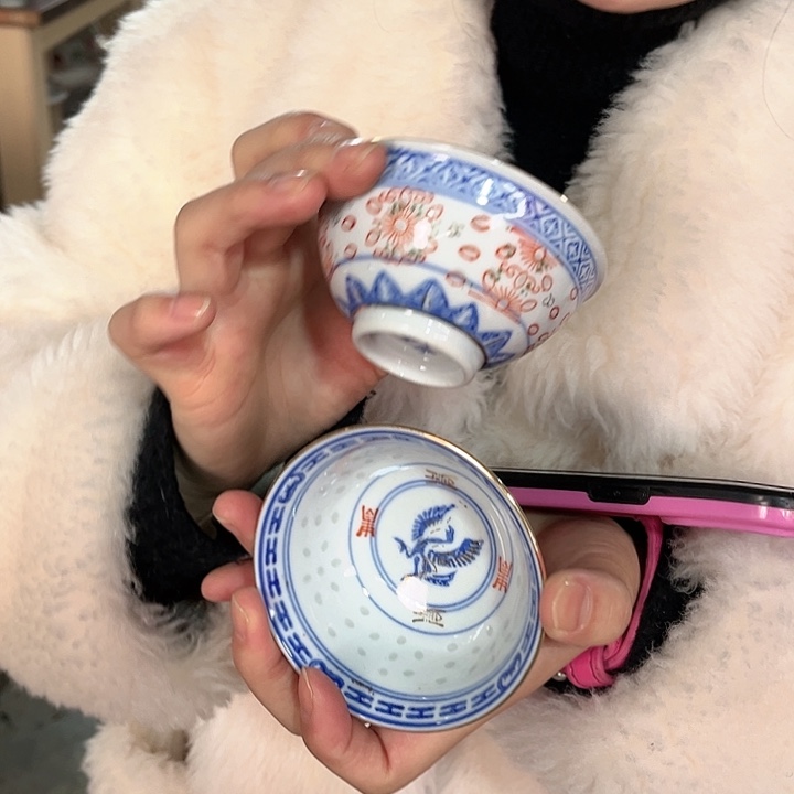 瓷片景德镇陶瓷茶碗。2个。